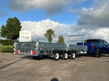 M-Tec 10ft x 5.6ft Heavy Duty Twin Axle Flatbed Trailer